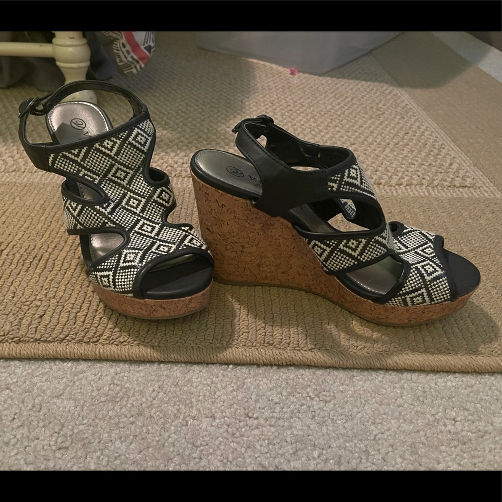 Wedges Aztec style